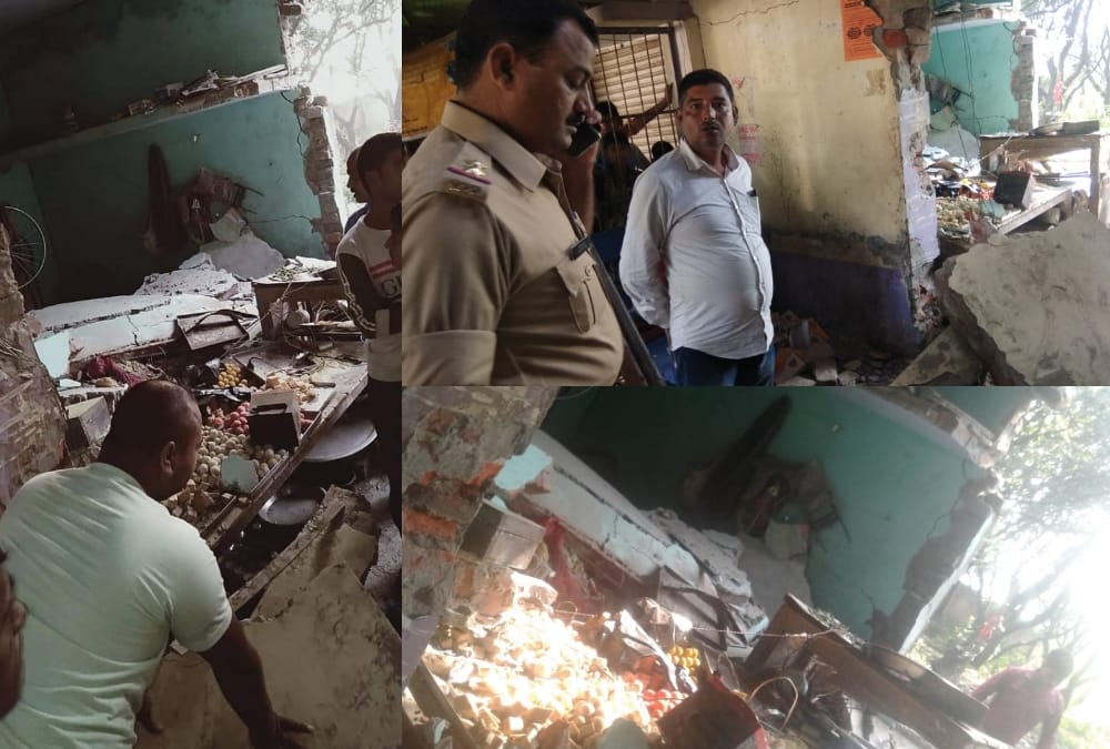 Blast in a restaurant in Ayodhya.