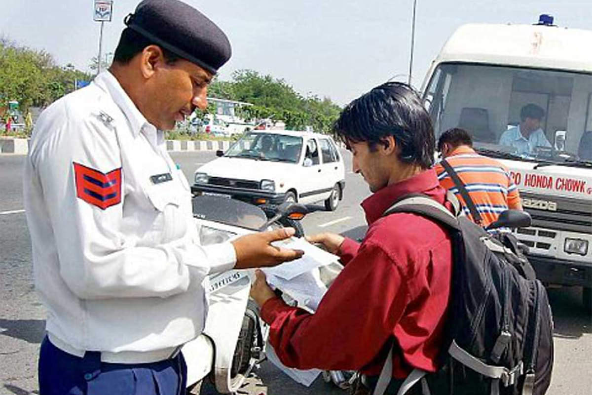 Delhi government approves Driving licence DL registration certificate RC stored in DigiLocker m-Parivahan as valid documents