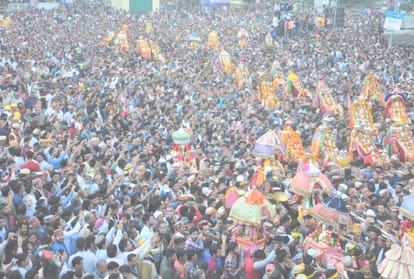 Dussehra symbolizes victory of truth over False: Bandaru Dattatreya