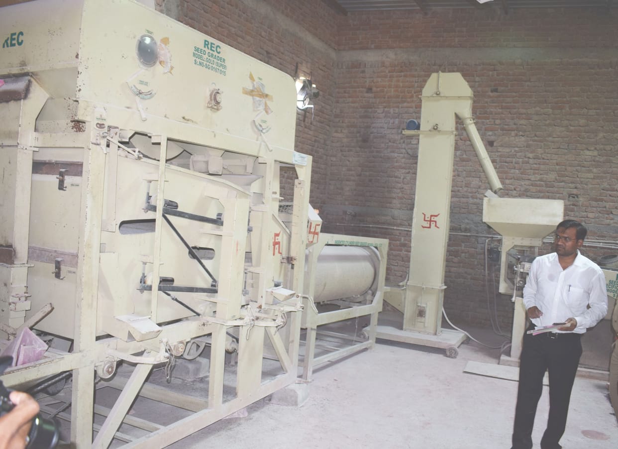 duplicate fertilizer, raid in mainpuri