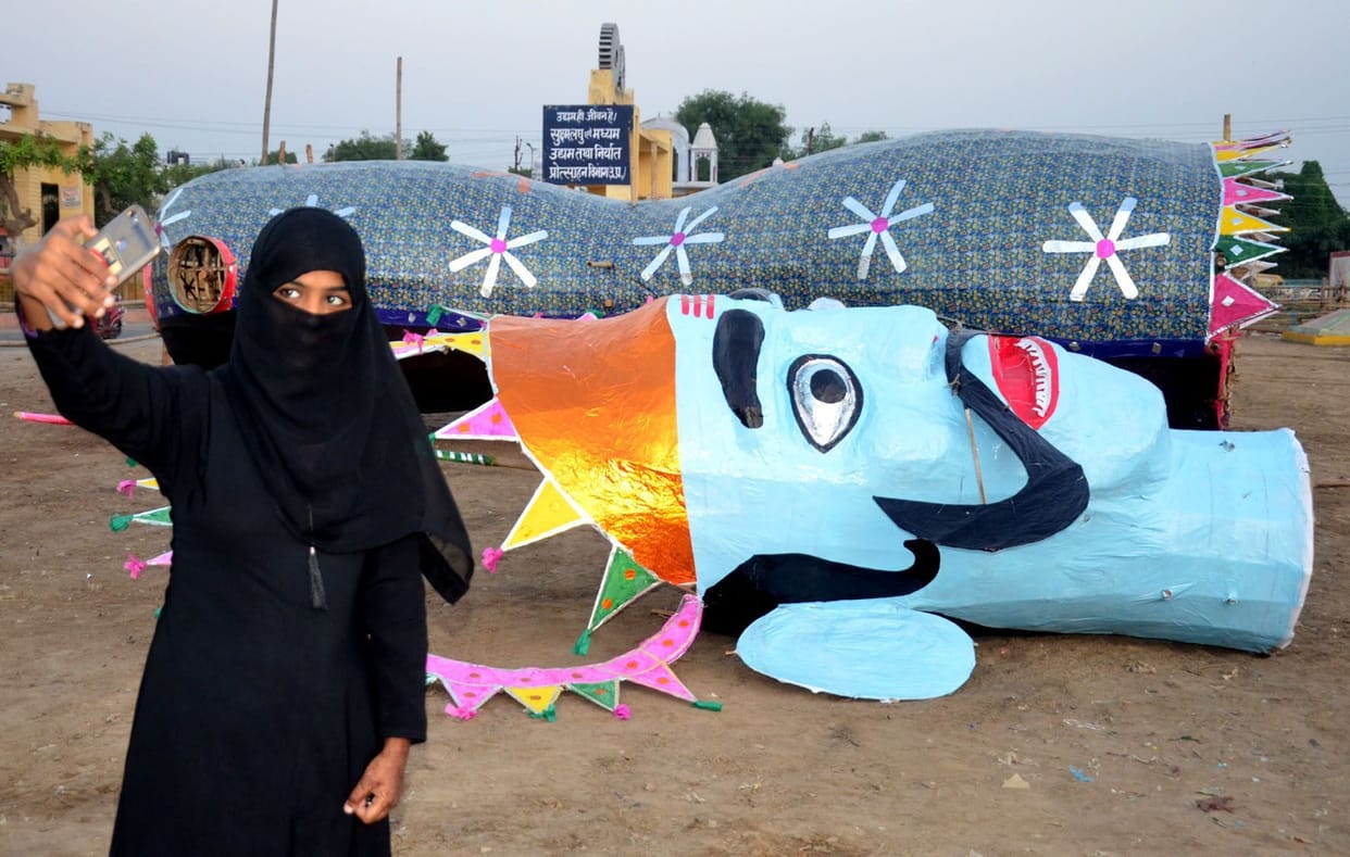 Muslim Faimly gave land for ravan combustion