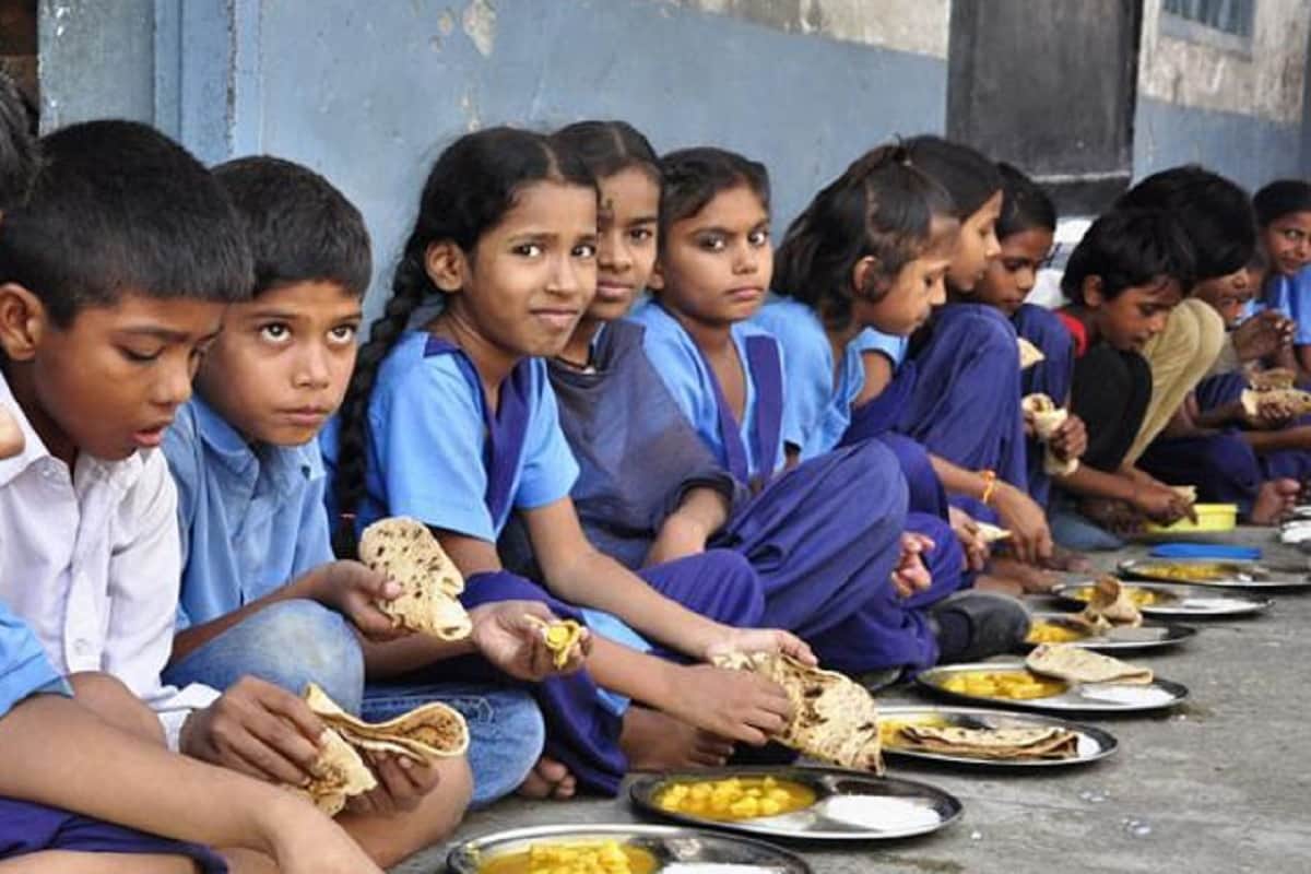 Madhya Pradesh debating on anganwadi meals for eggs vegetarian or non vegetarian