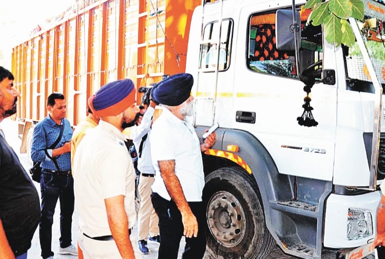 Truck driver murdered in Bathinda of Punjab
