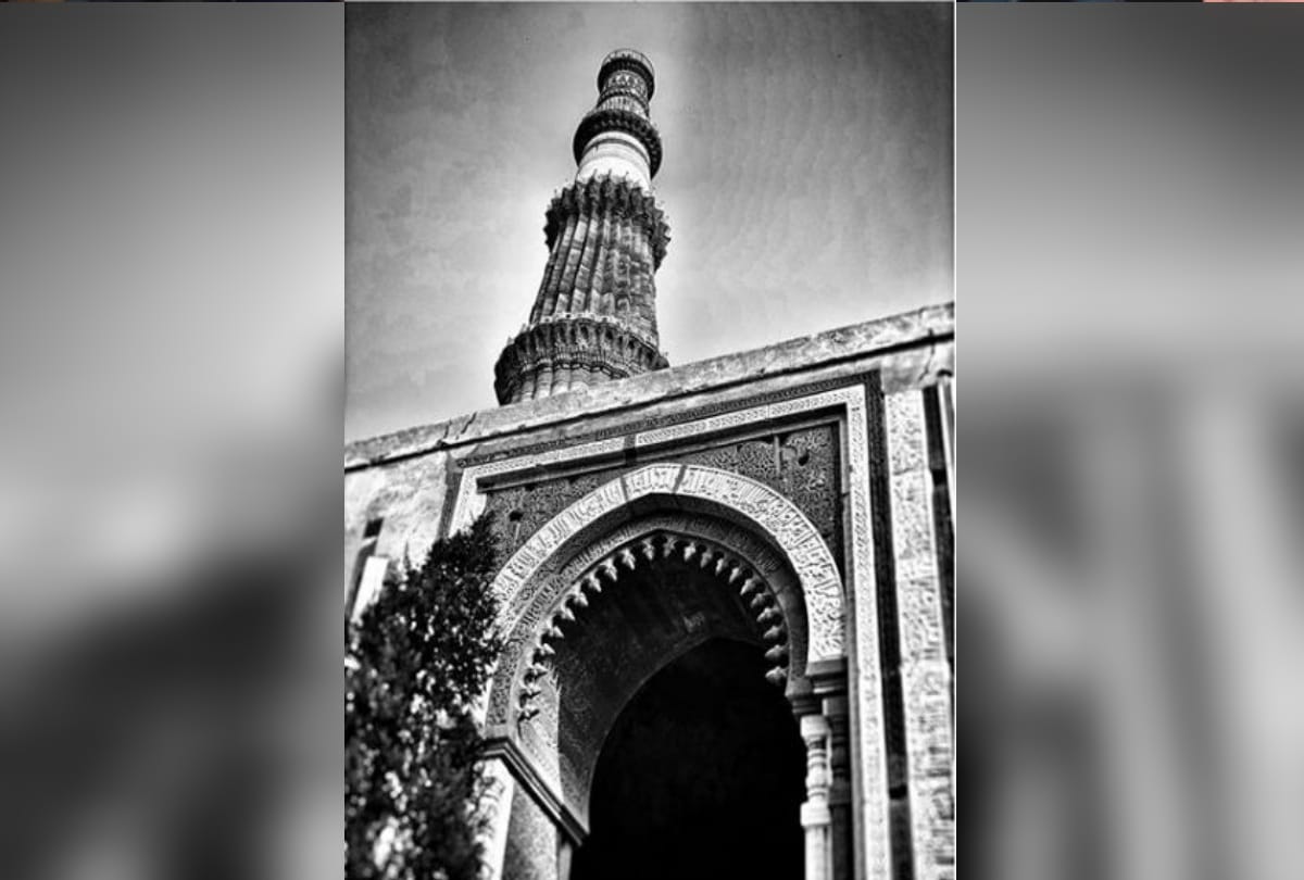 Abhishek Bachchan remembers childhood at Qutub minar Delhi 