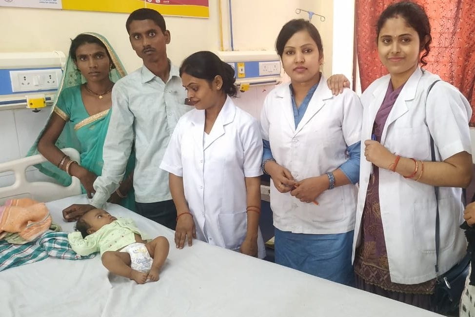 The girl gets her mother's Aanchal