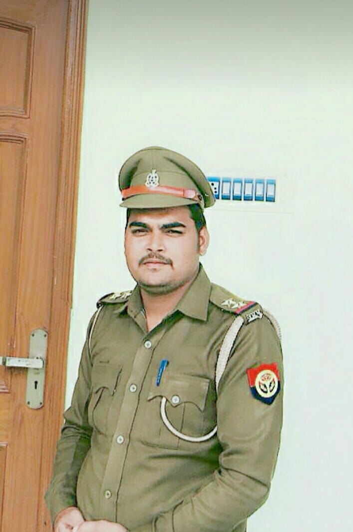 Aqib used to cheat in the uniform of the inspector
