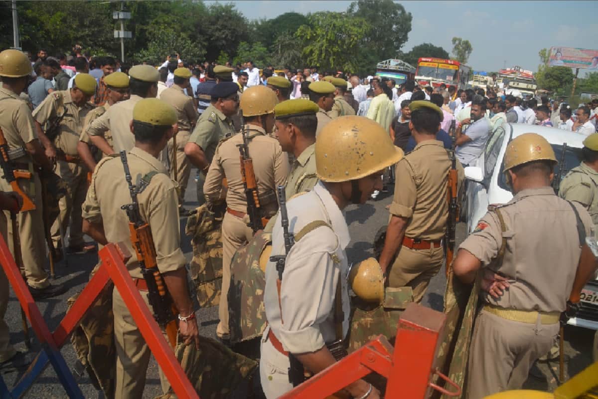 advocate on target of miscreants in western UP, three lawyers murder in few days