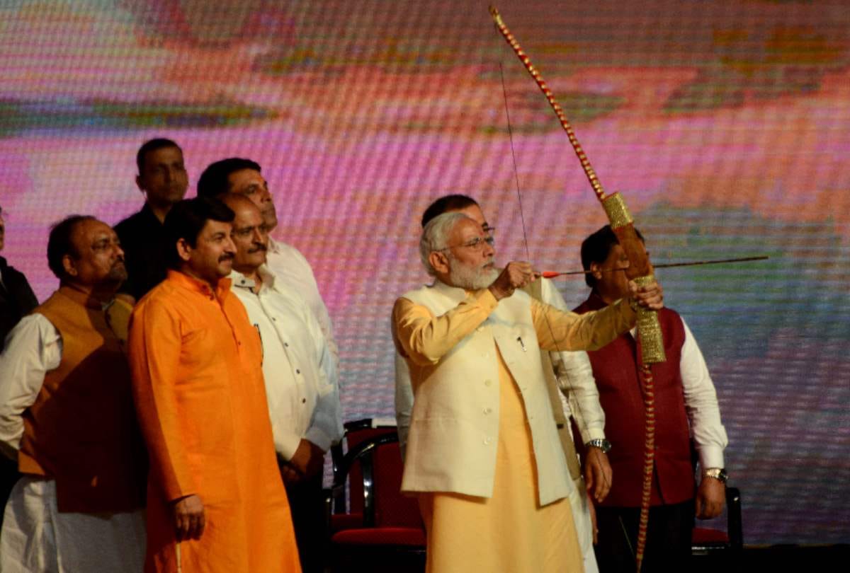 Dussehra 2019 pm modi president kovind cm kejriwal sonia manmohan ravan dahan celebrate truth photos