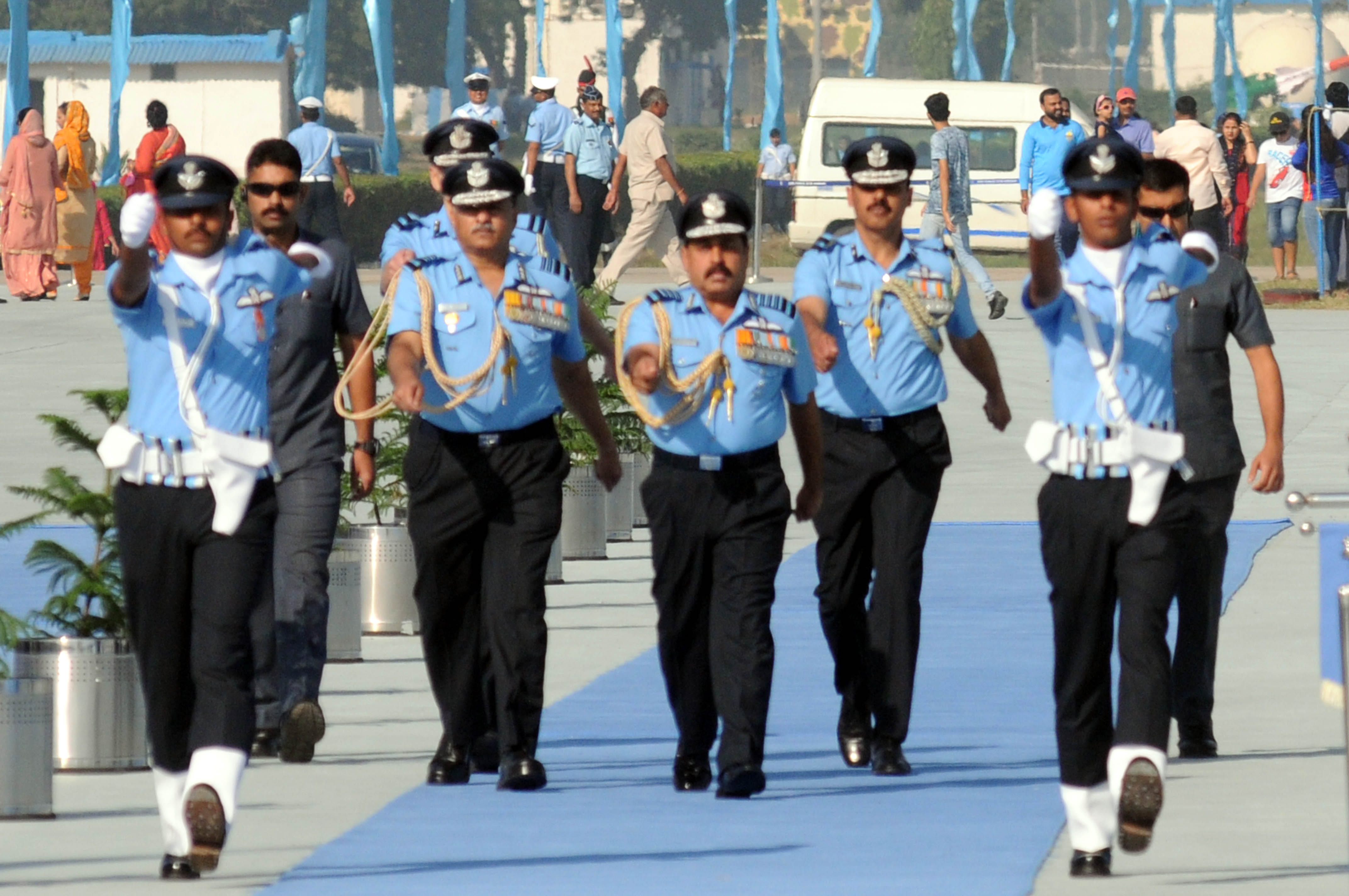 Captain sachin tendulkar attends Indian Air force day 2019