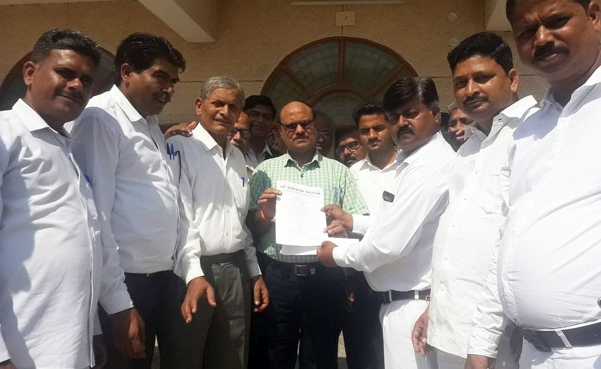 baar asosiation, protesting