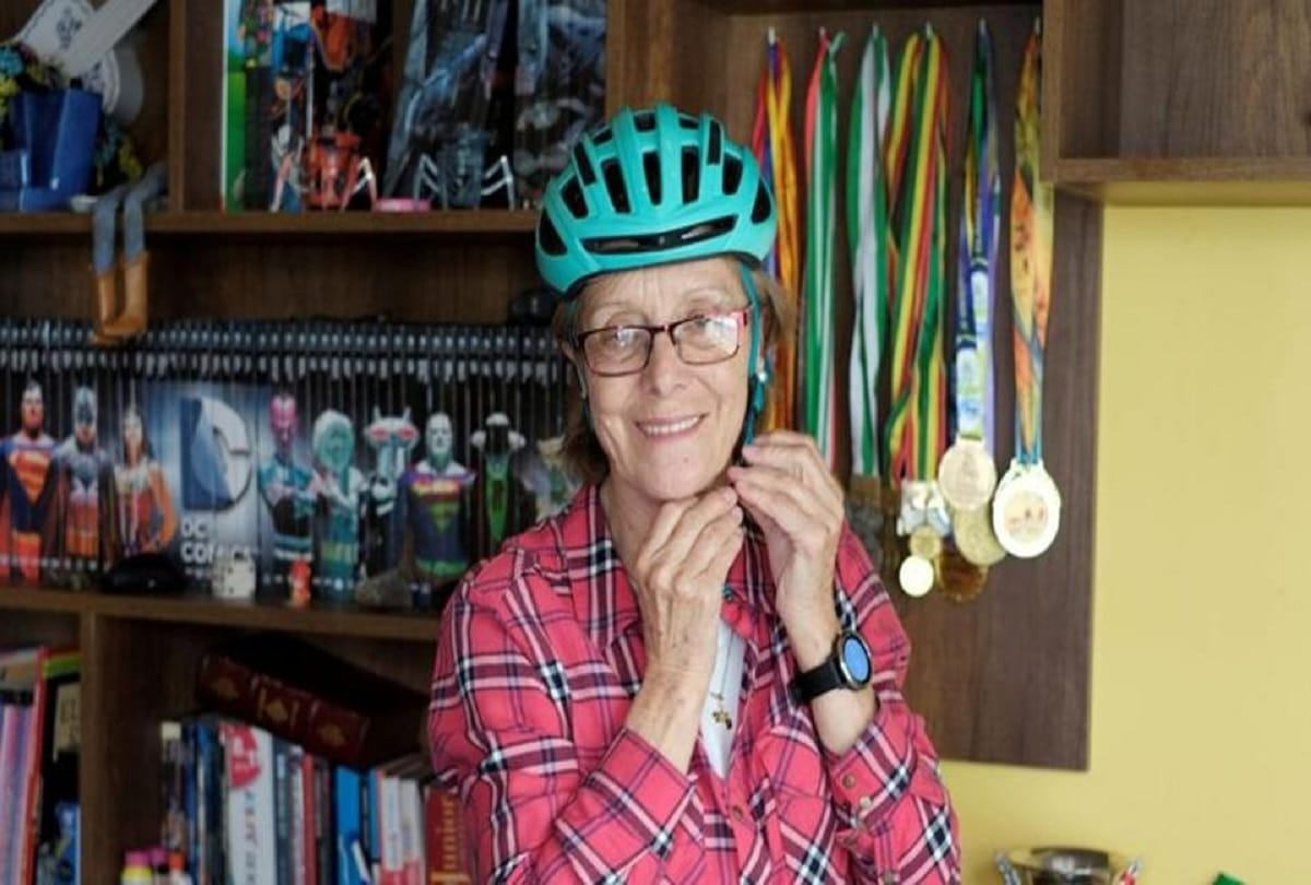 What is death race, 70 years old Mirtha Munoz won the cycling race on death road