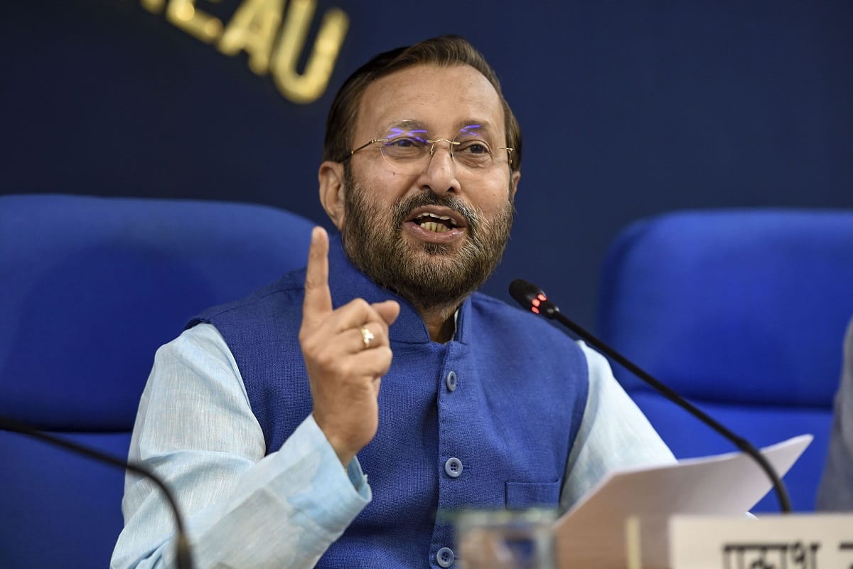 central government hikes dearness allowance for employees and pensioners