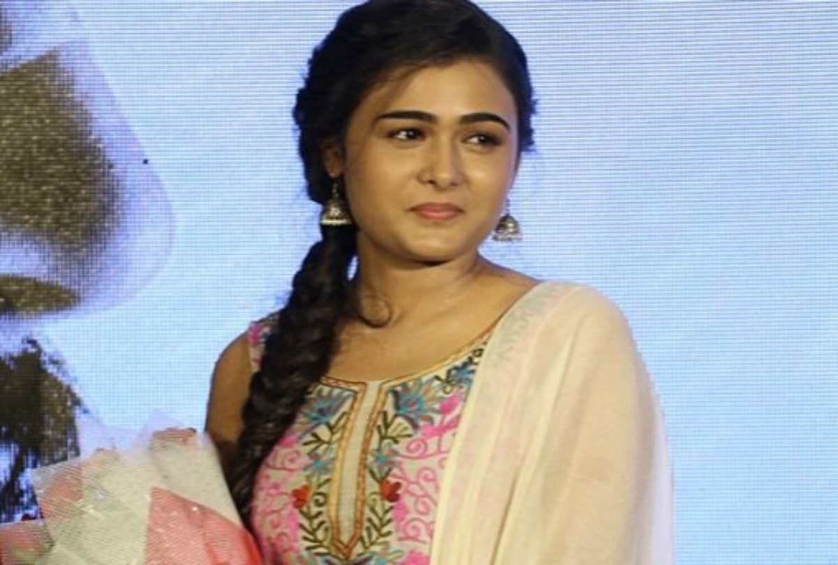 arjun reddy actress shalini pandey ready for hindi debut ranveer singh would be her hero