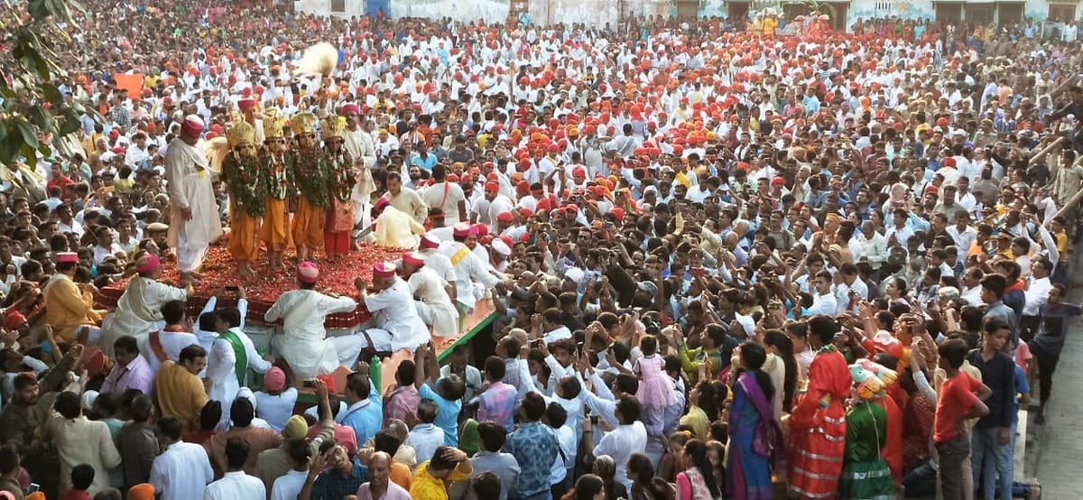 dussehra bharat milap at nati imli in varanasi