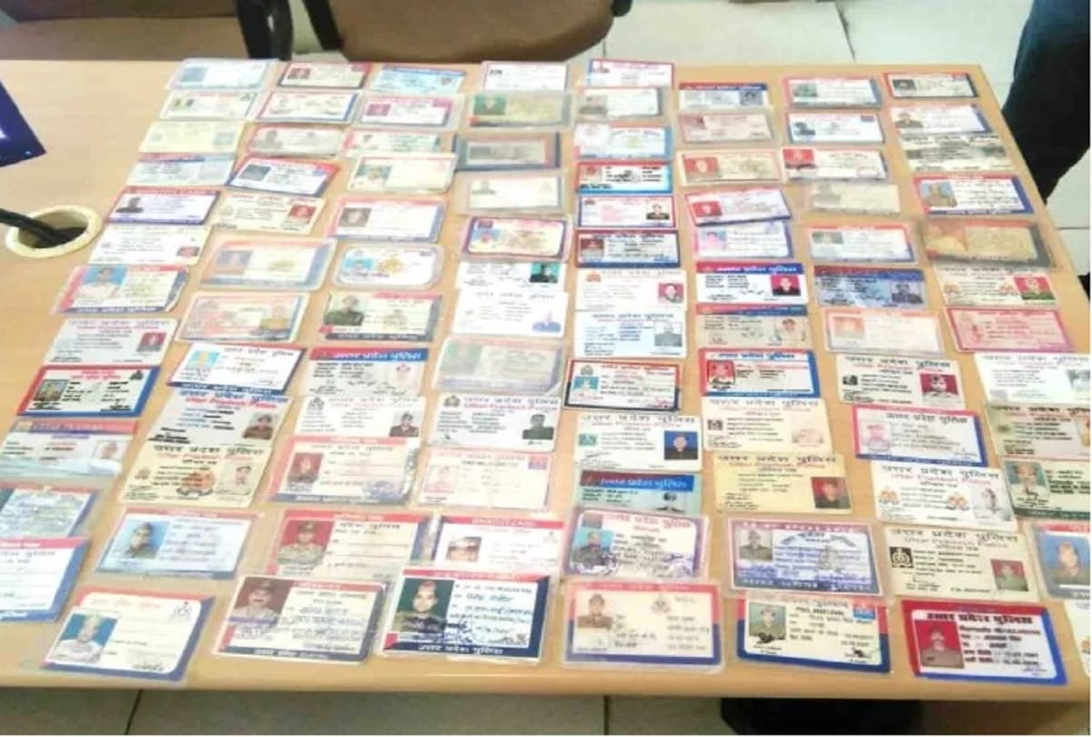 People were using fake police i -card  just to avoid toll tax