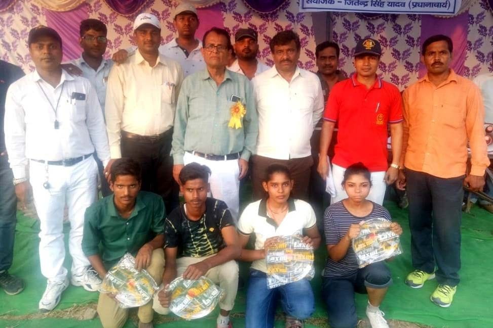 bhaarateey shiksha sadan intar kaalej bana tahaseel chaimpiyan