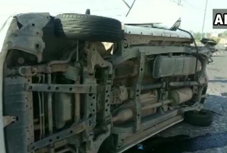 Shiromiani Akali Dal leader Bikram Singh Majithia convoy car collided with a truck at Moga
