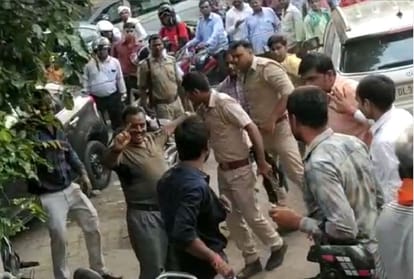 Bah Bjp Mla Gunners Beat Young man on road Agra News