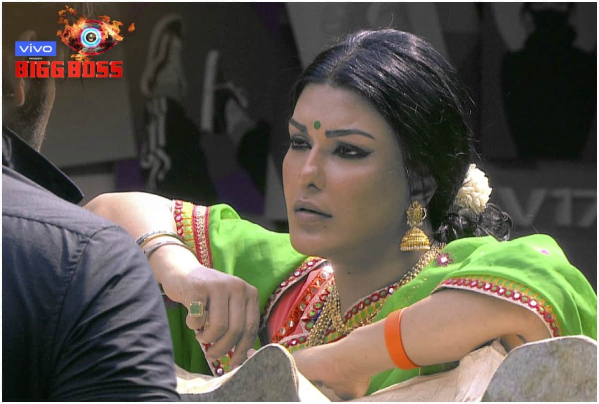 bigg boss 13 contestant koena mitra takes salman khan