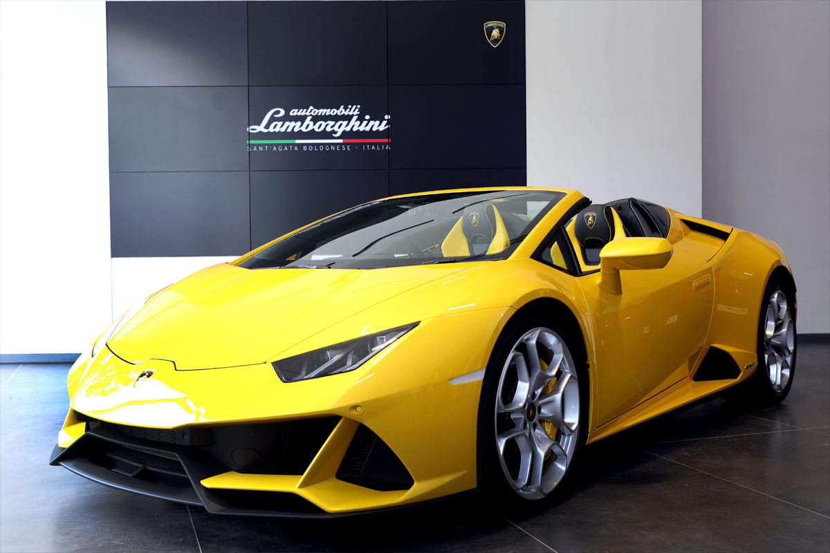 Lamborghini Huracan Evo Spyder launched in india price rupee 4.1 crore
