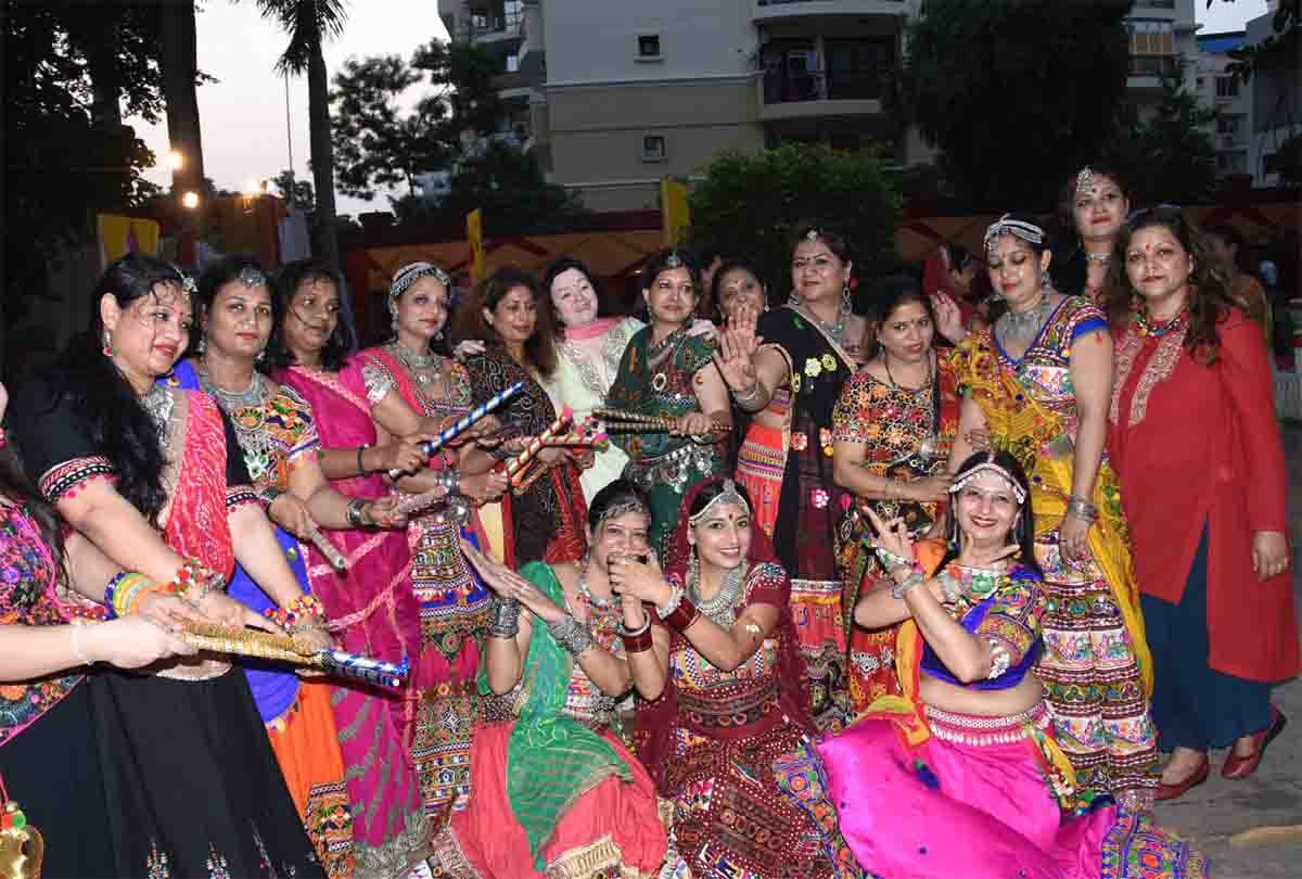 dandiya dance night on bollywood songs