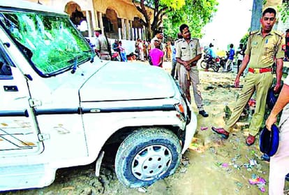 one child died in accident at unnao