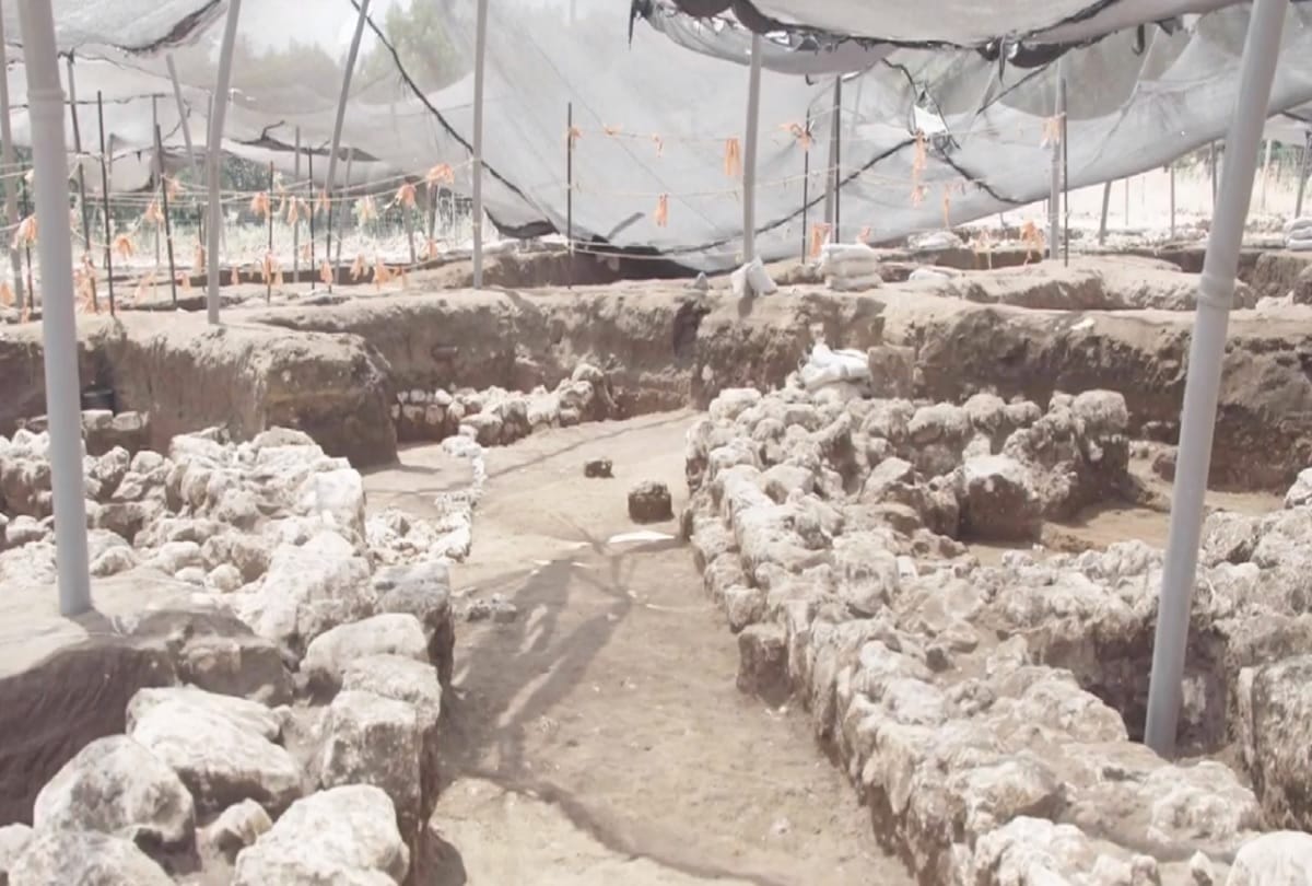 Ruins of 5000 year old city discovered in Israel