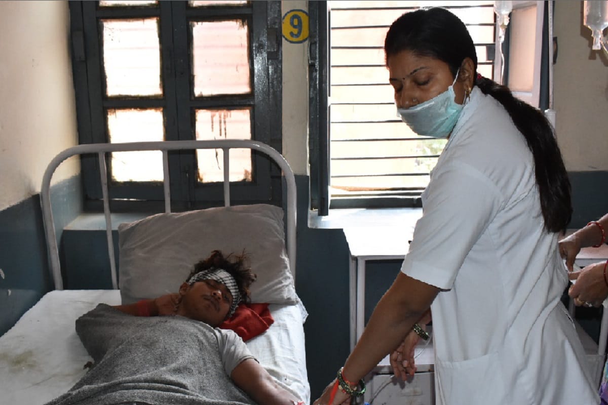 Ten people admitted in hospital due to food poisoning in Deoband of Saharanpur