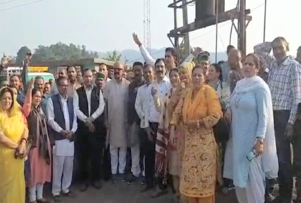 By election: slogans against himachal assembly speaker Bindal in Pakchhad