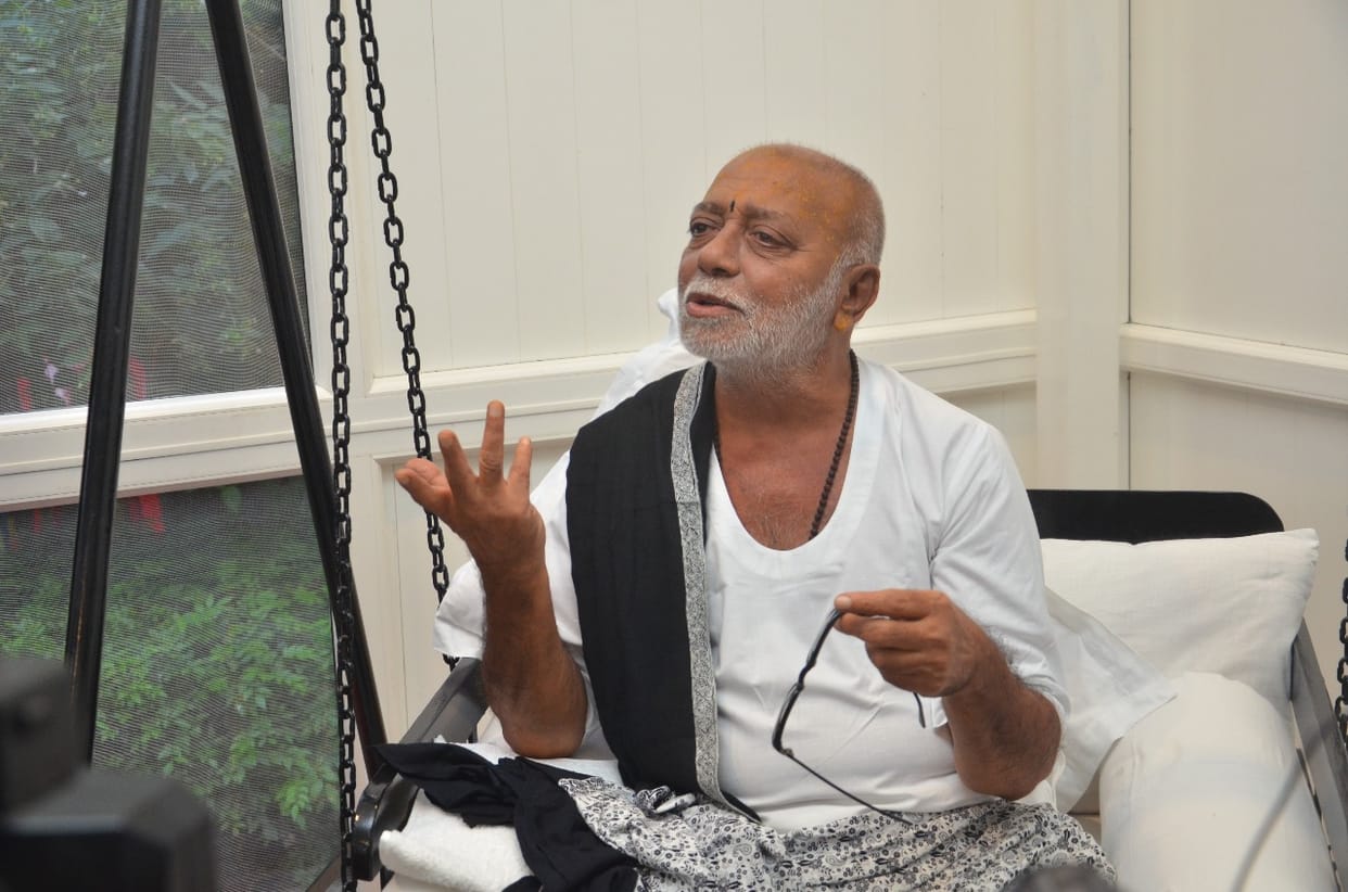 morari bapu