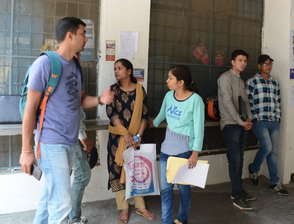 dehradun employment office only 50 tokens are being given every day