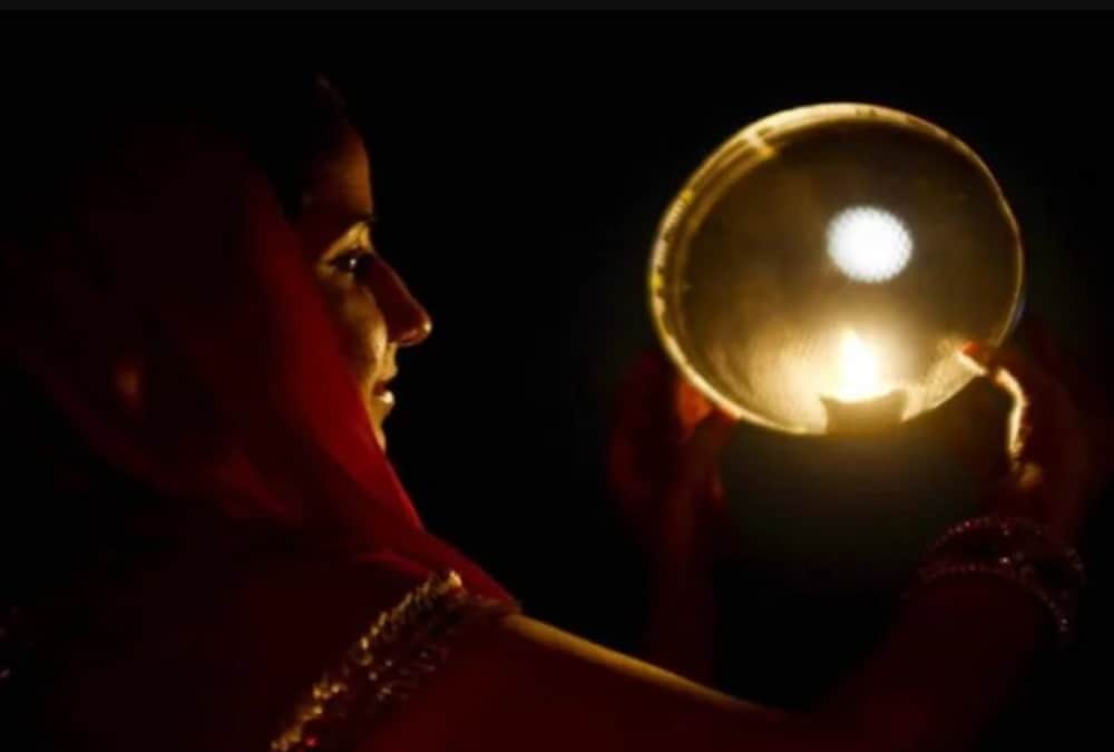 karva chauth 2019 Rare Coincidence After 70 years   Auspicious Time for puja and see moon
