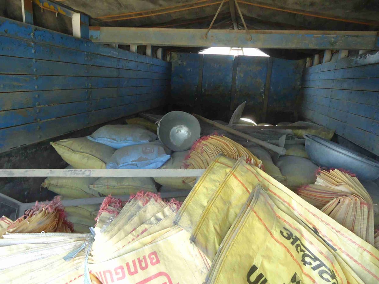 police caught fake cement