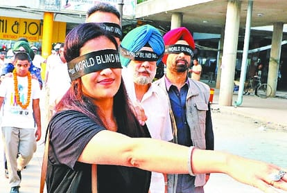 Flying Sikh Milkha Singh Last Wish regarding Olympic Medal, Blind Walk at Sector 17 Plaza