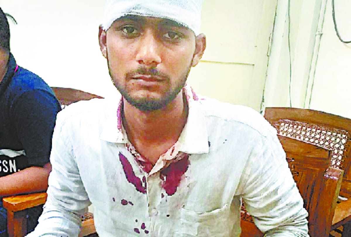 fight between two students group in lucknow university