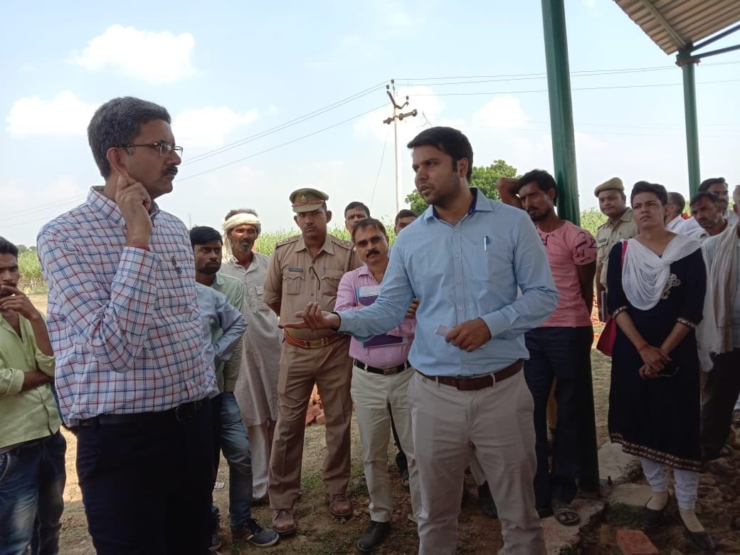 Nodal officer became angry after seeing the road torn, imposed class