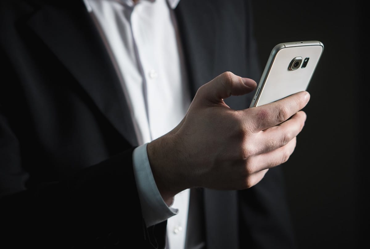 Husband did not reveal mobile password wife complained to police in moradabad