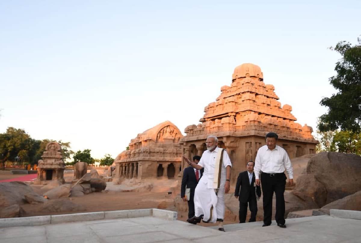 PM Narendra Modi wears TamilNadu traditional dress veshti for mamallapuram date with Xi Jinping