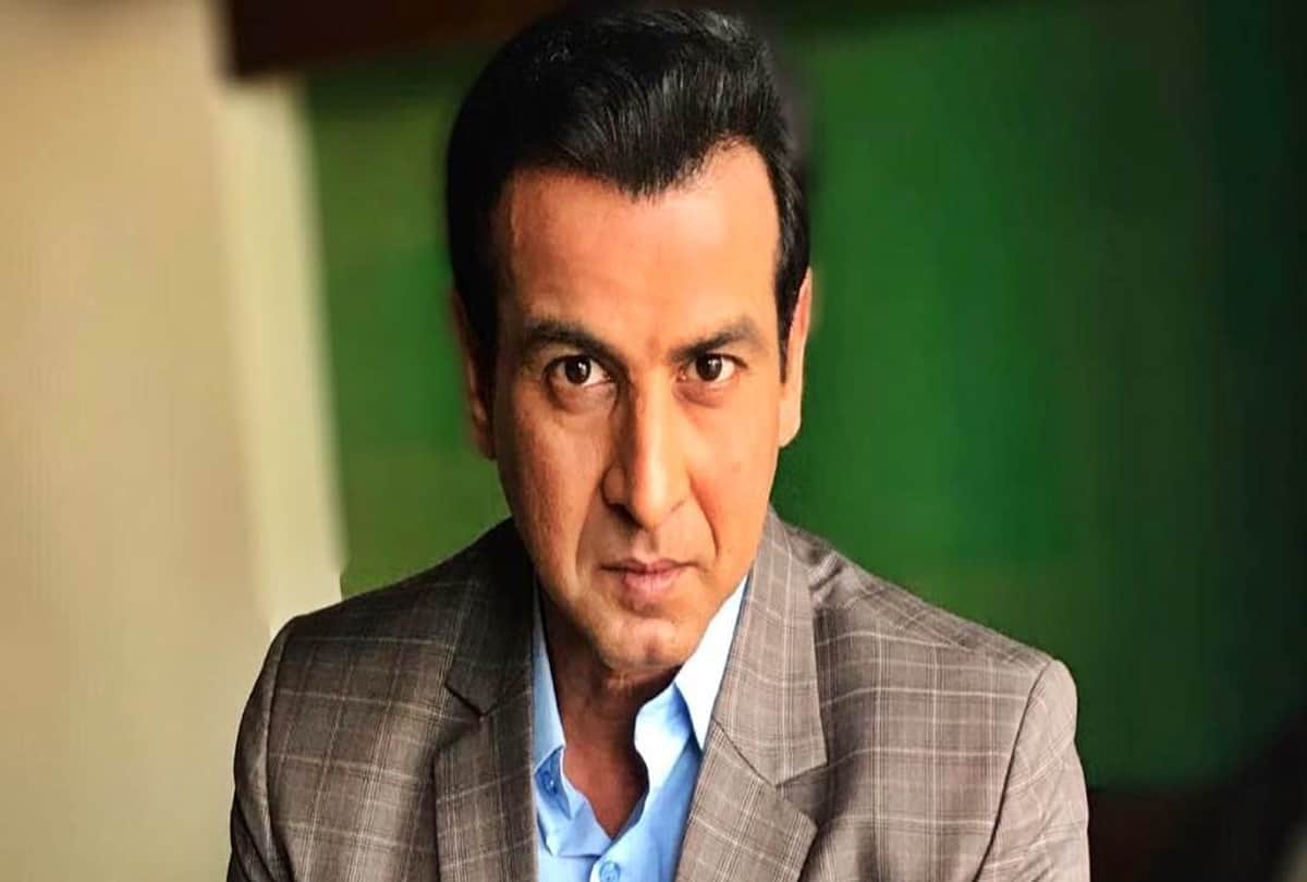 Ronit Roy vaccinated with first dose of corona vaccine shared photo on instagram