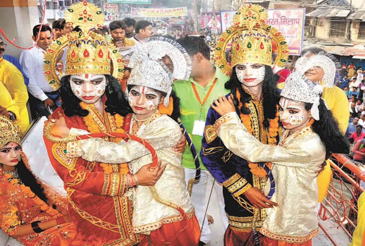 Pratapgad: Bharat embraced by Ram, moistened eyes
