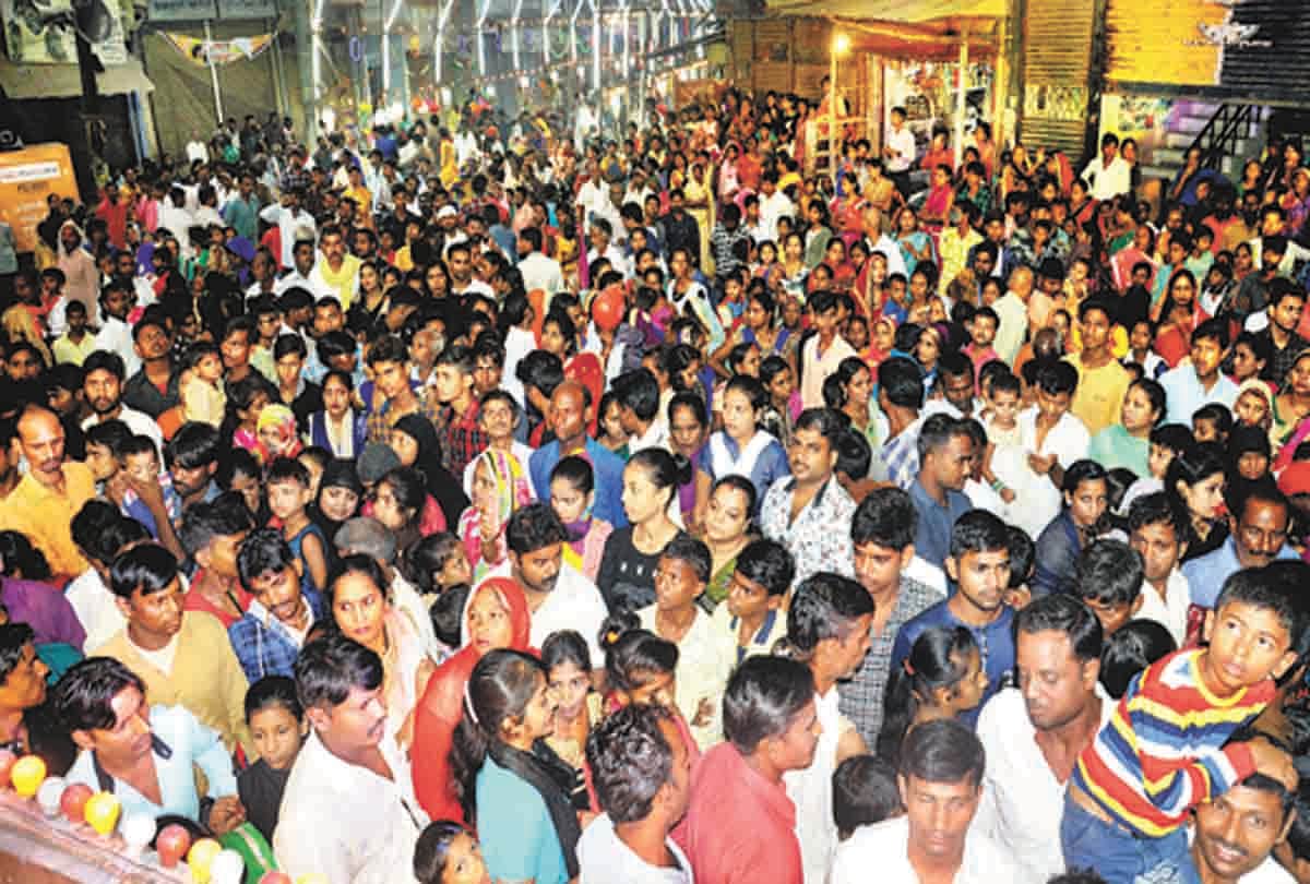 Pratapgad: Bharat embraced by Ram, moistened eyes