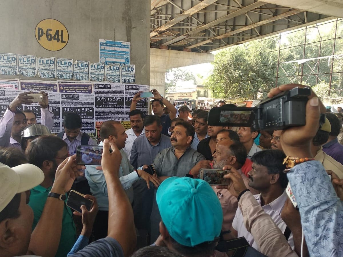 Ravindra Jaiswal watching shuttering of flyover of accidental place in cantt varanasi