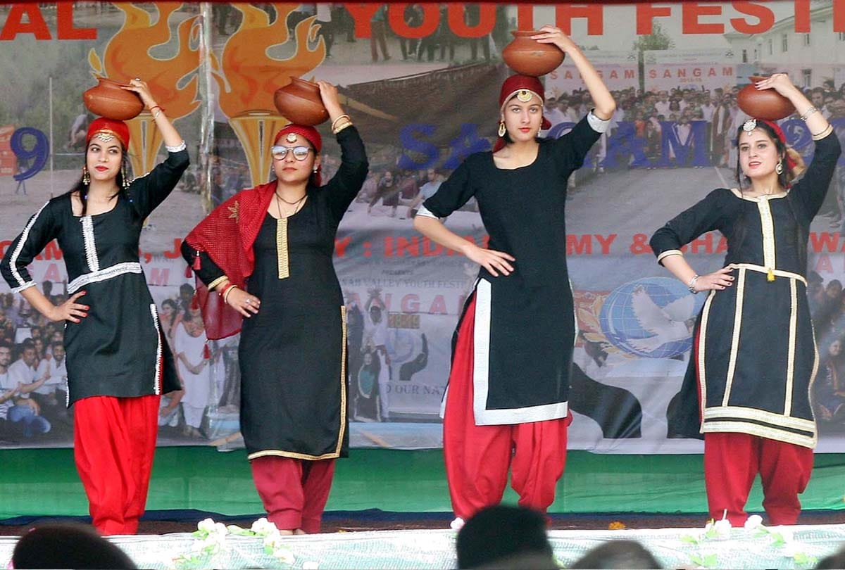 Chenab Valley Youth Festival 'Sangam 2019', youth made everyone Fan with their skills