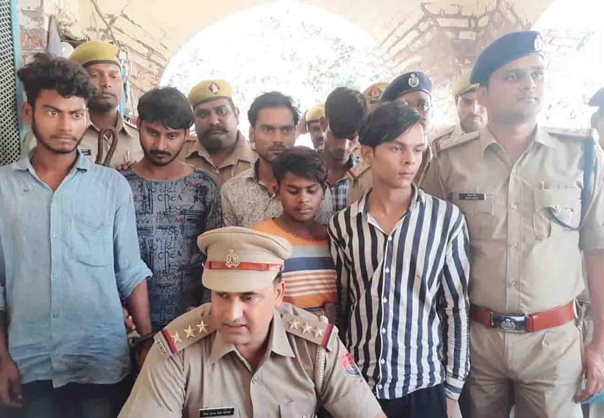 Etawah GRP got huge success, arrested six people who robbed on train