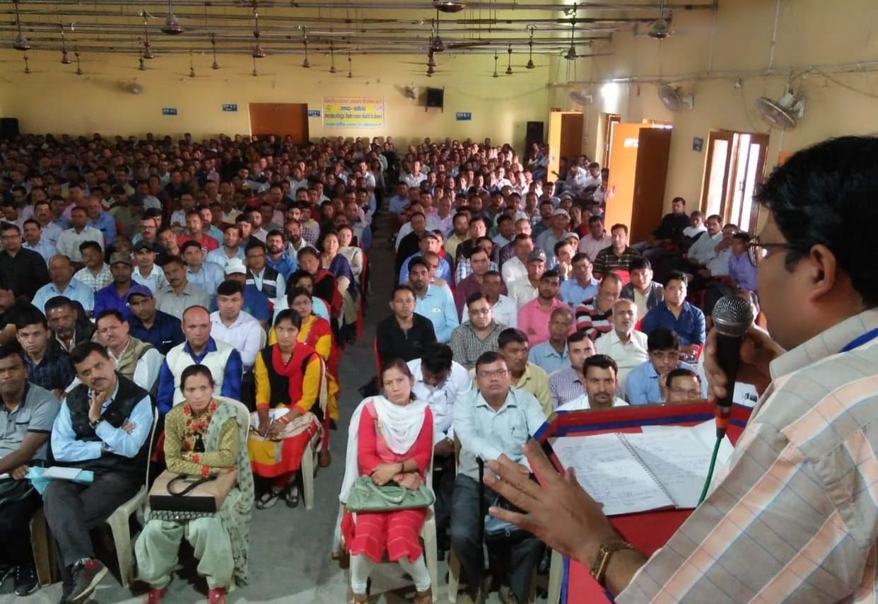 training given to 735 officials for voting
