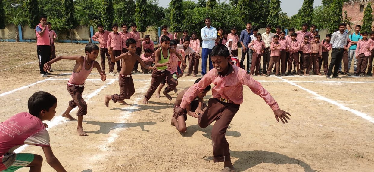 Players of Rampur Mazgaon dominated in Kabaddi