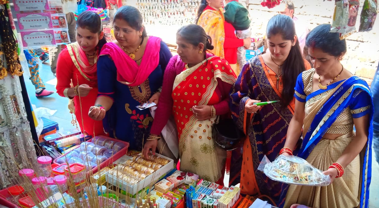 suhagine started shopping for karwachath