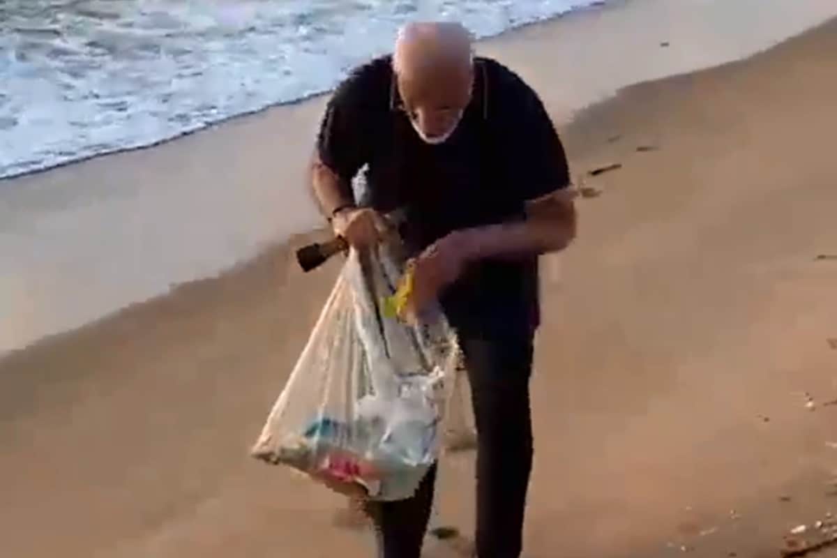 prakash raj tweet over  PM Modi Does Plogging In Beach Of Mahabalipuram