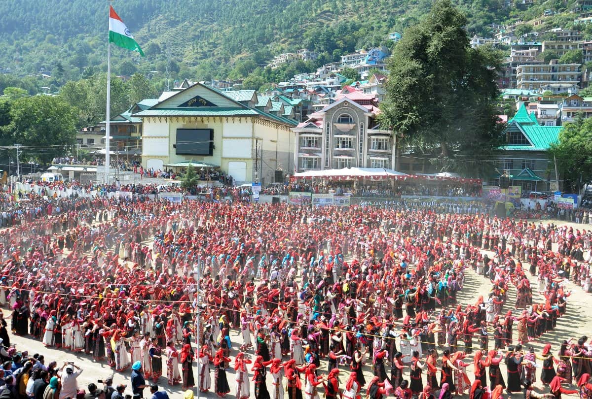 International Kullu Dussehra four Thousand women Mahanati gave message of swachhta and poshan