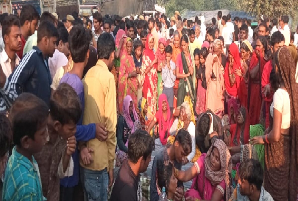 BIG road accident in bulandshahr Of Uttar Pradesh